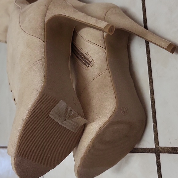 Brand New REVAMPED FAUX SUEDE THIGH-HI BOOTS-7 - Picture 6 of 6